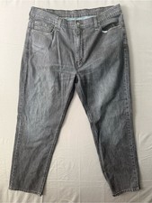 Imagen de Levi's Men's Gray Faded Wash Denim Jeans- Classic 5- pocket Straight Leg