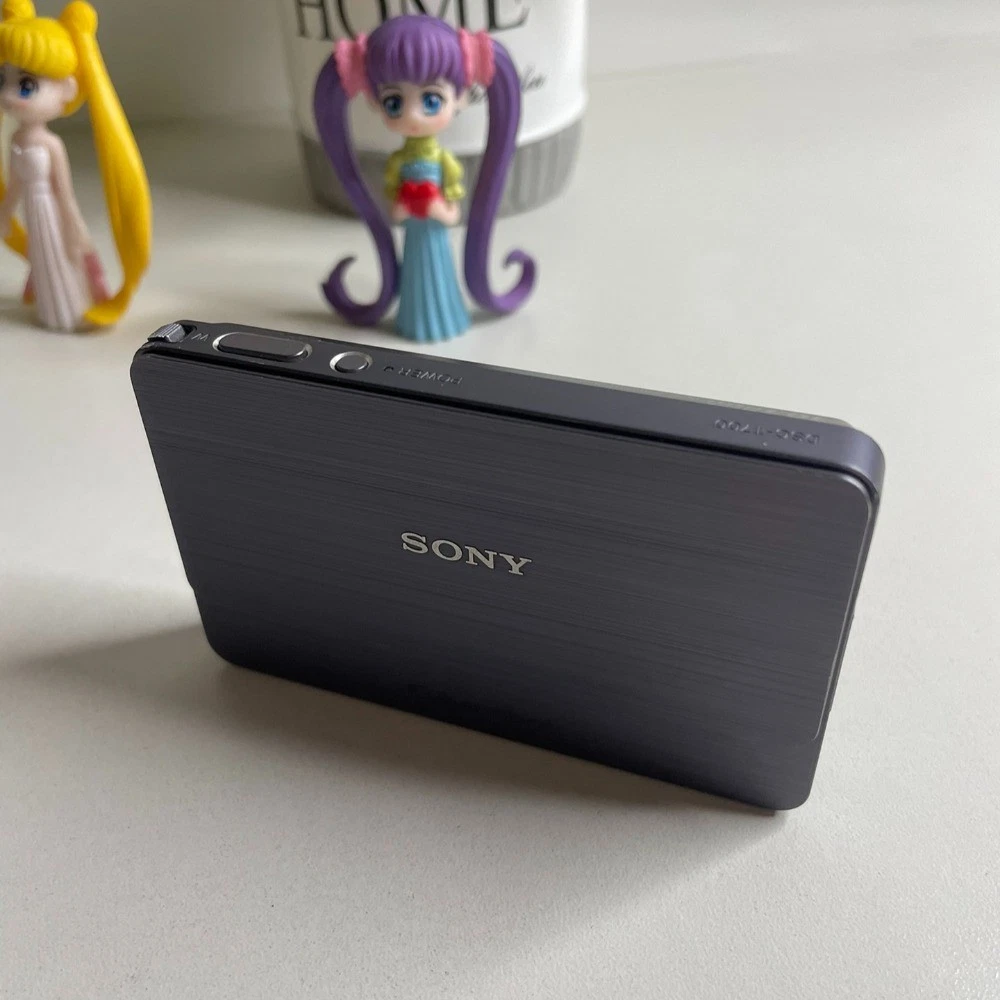 SONY Cyber-shot DSC-T700 Digital Camera 10.1 MP 4x Optical Zoom