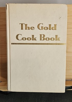 Vintage THE GOLD COOK BOOK by Master Chef Louis  P. De Gouy 13th Printing 1960