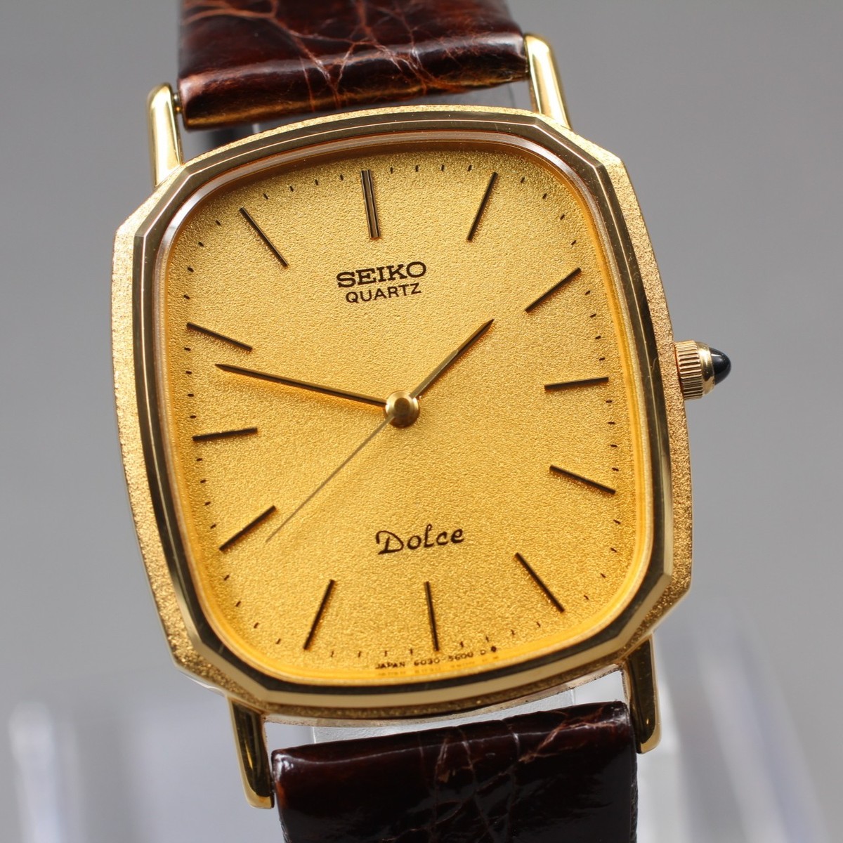 Vintage [Near MINT] SEIKO Dolce 6030-5550 Gold Quartz Men's