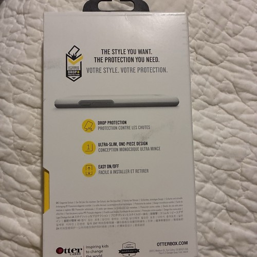 Otter Box Symmetry For iPhone 7/8 Hard shell - Picture 2 of 3