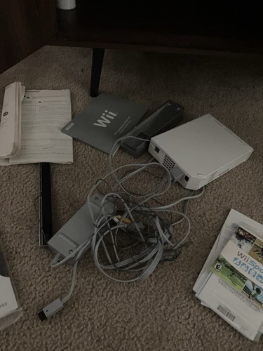 EUC Vintage iNintendo Wii Used some Months (2006) Model No RVL-001 - Picture 7 of 7