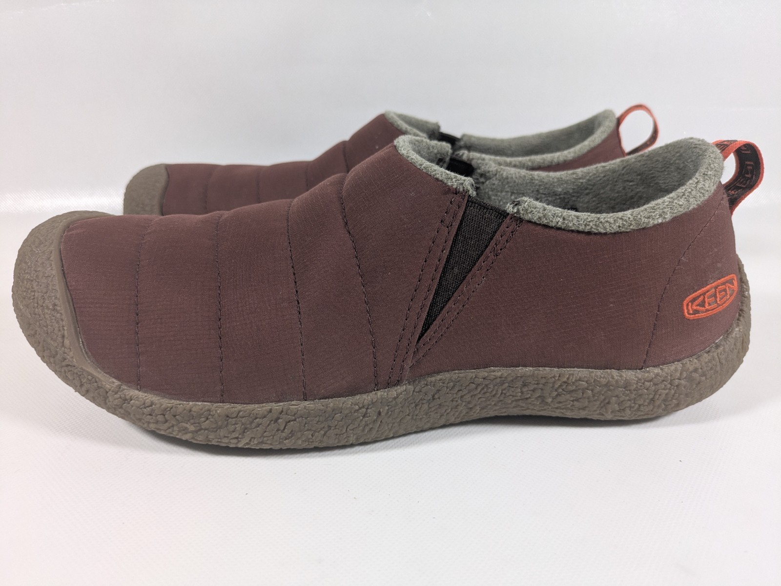 Scarpe slip on donna Keen Howser II taglia 11 Andorra rosse nylon trapuntato 1026851