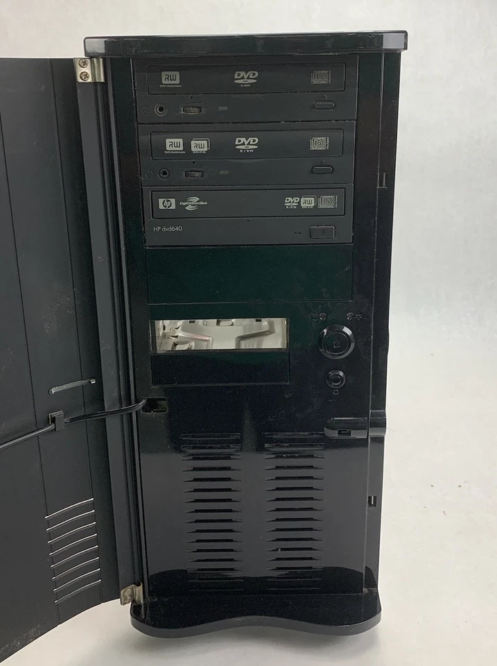 Thermaltake Tsunami Dream VA3000BWA ATX Mid Tower Computer Case - Image 4 of 4