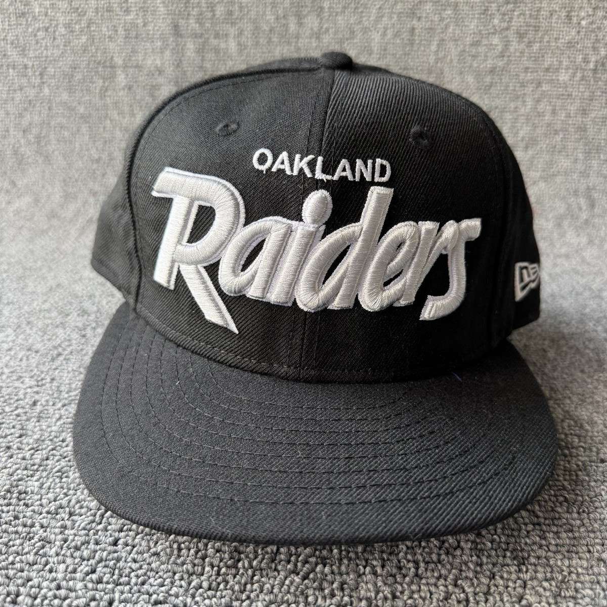 New Era Oakland Raiders 59FIFTY Fitted Hat Black 7 5 8 NFL Cap