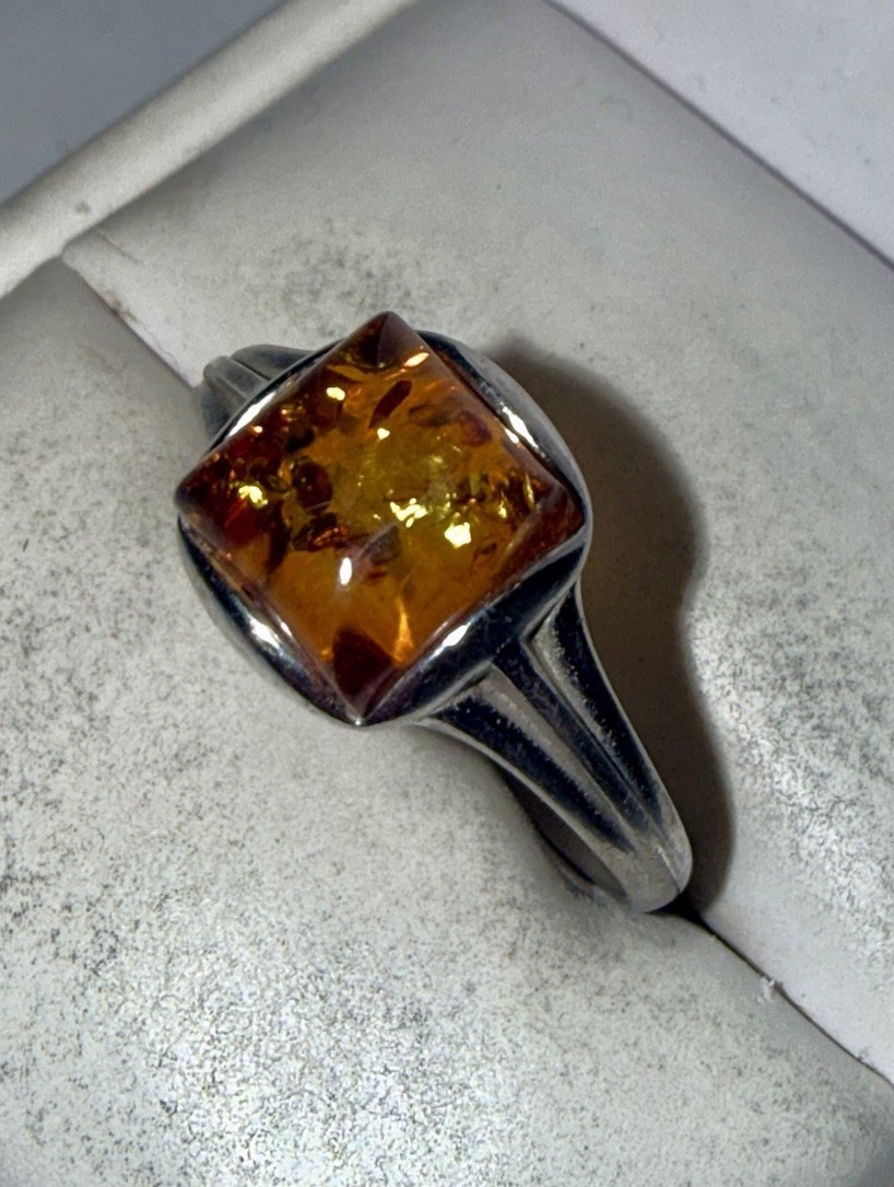 ESTATE Solid Sterling Silver Large Cabochon-Cut N… - image 2