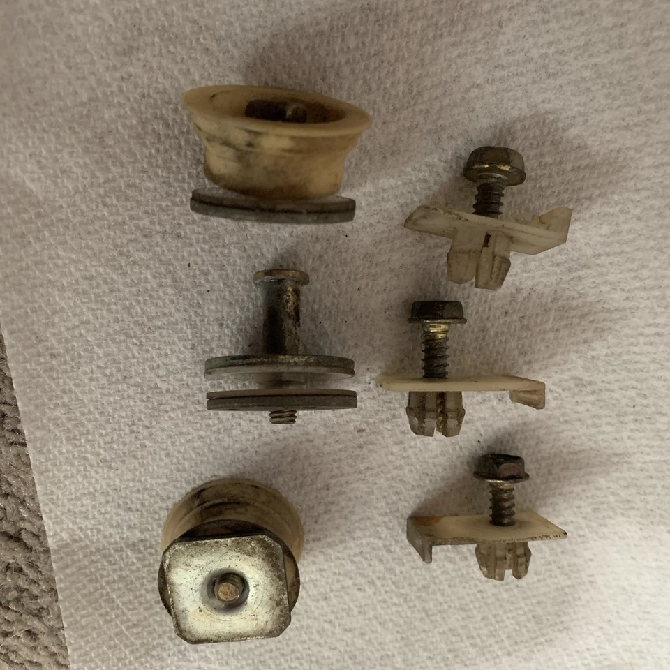 Kit de herrajes pernos/guías de ventana de vidrio para puerta Mazda Mx5 Miata 90-05 1990-2005 Foto 3 de 3