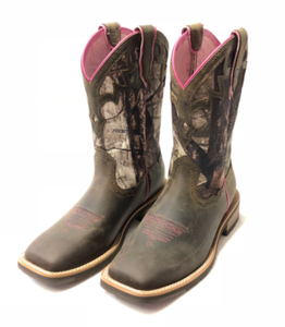 square toe camo boots