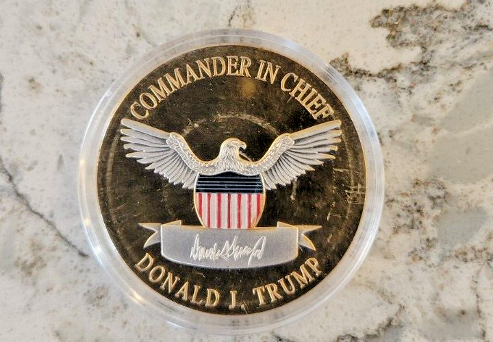 2020 Donald Trump KEEP AMERICA GREAT&COMMANDER IN CHIEF Commemorative - Foto 5