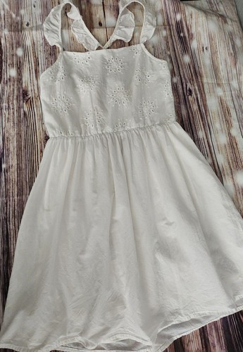 White eyelet lace sundress M Honeymoon Bachelorette Bride Y2K Ruffle Baby Shower - Picture 7 of 14