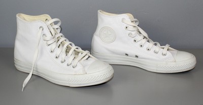 white leather converse womens size 7