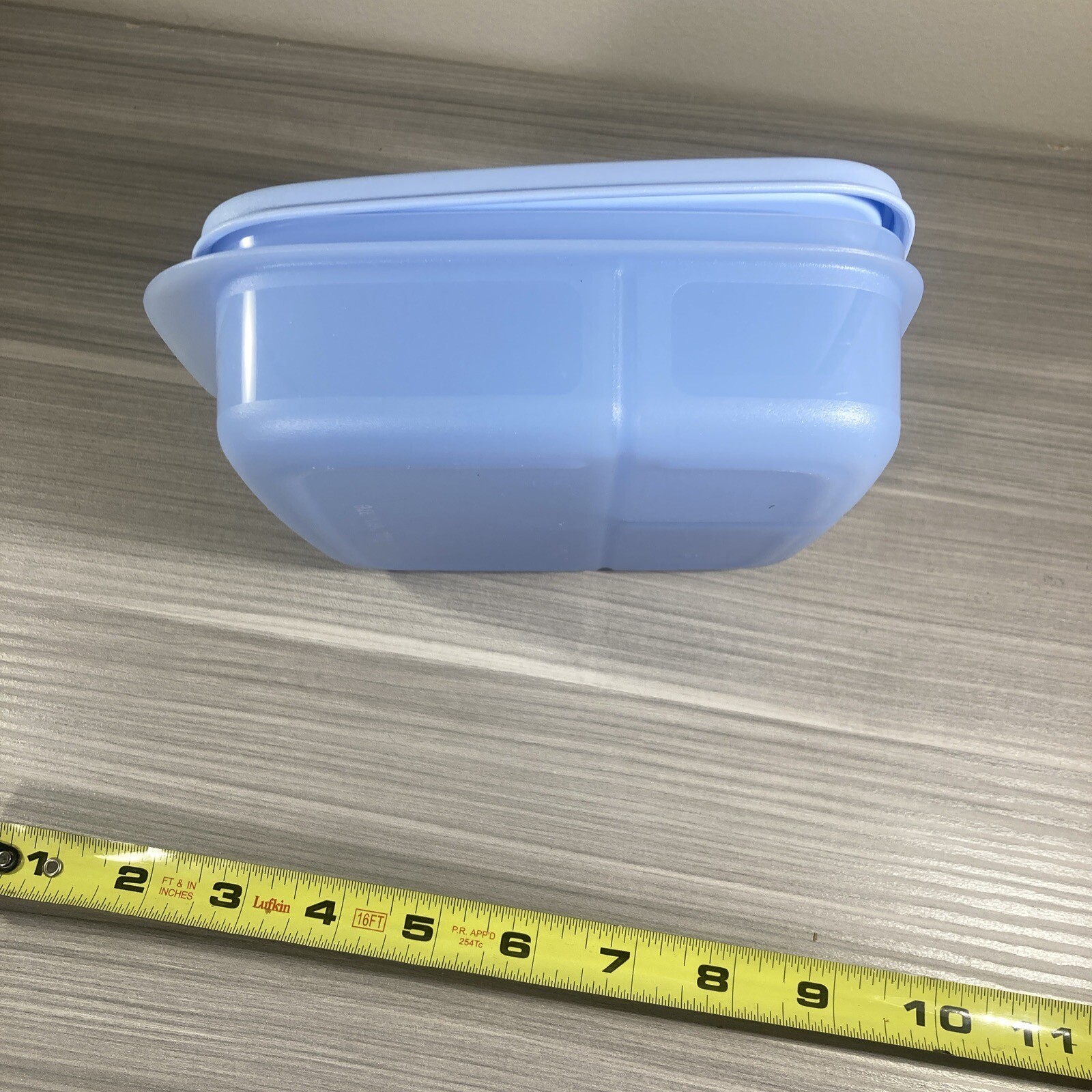 Tupperware Small Lunch-it Container Caribbean Blue 550ml/18oz New!