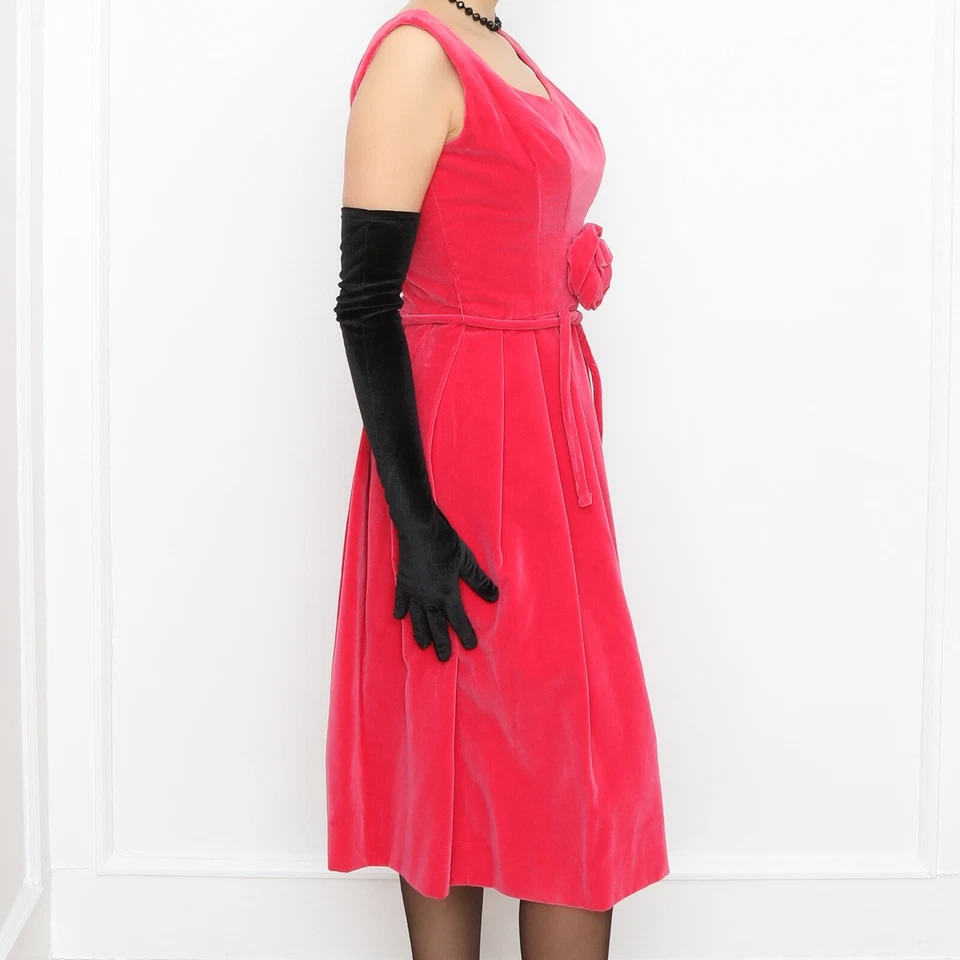 Vestido de coquetel 1950 rosa quente veludo roseta namorada por Lou-Ette - tamanho pequeno - Imagem 3 de 4