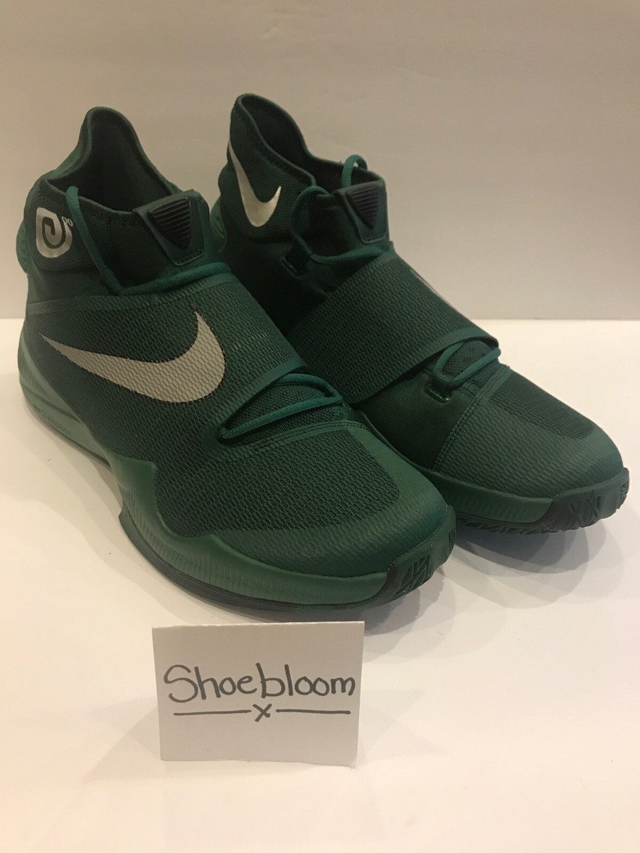 Nike Zoom Hyperrev 2016 OJ Mayo SAMPLE Milwaukee Bucks PE Size 14