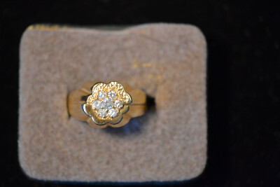 14K Gelbgold Herren Diamant Ring mit 7 Diamanten - insgesamt ca. 1/2 Karat.
