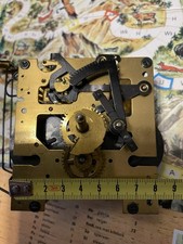Uhrwerk Schatz BBH aus Wanduhr Mechanisch defekt