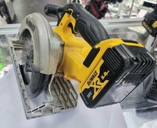 DeWalt 18V Circular Saw + 5Ah battery  DCD391  XR CORDLESS 