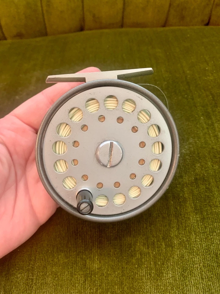 Винтажная катушка нахлыстовая Sharpes of Aberdeen THE GORDON 3 1/4 дюйма с замшевым чехлом - Изображение 4 из 4