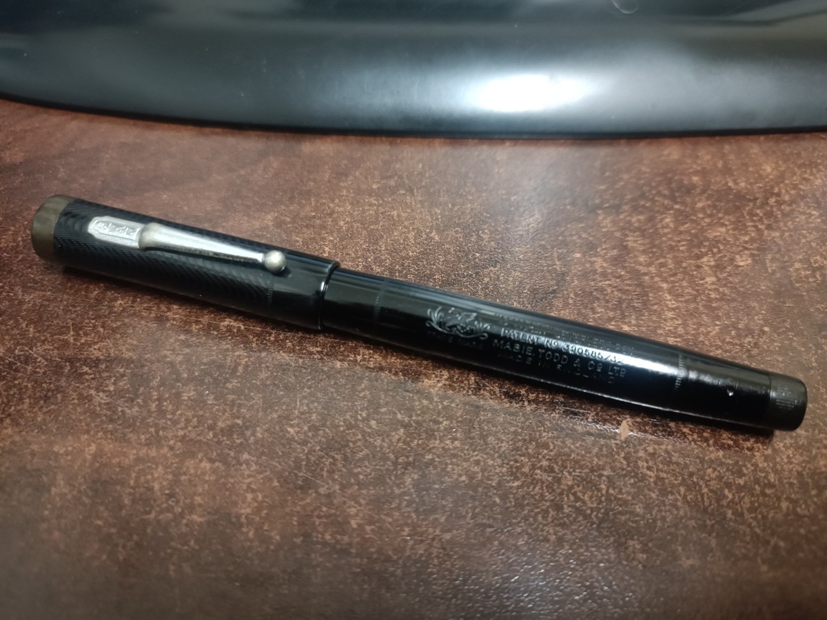 14金無垢万年筆　Vintage Mabie Todd (ニブはPilot製) ANTIQUE MABIE TODD SWAN 200/60 LEVERLESS FOUNTAIN PEN 14ct GOLD