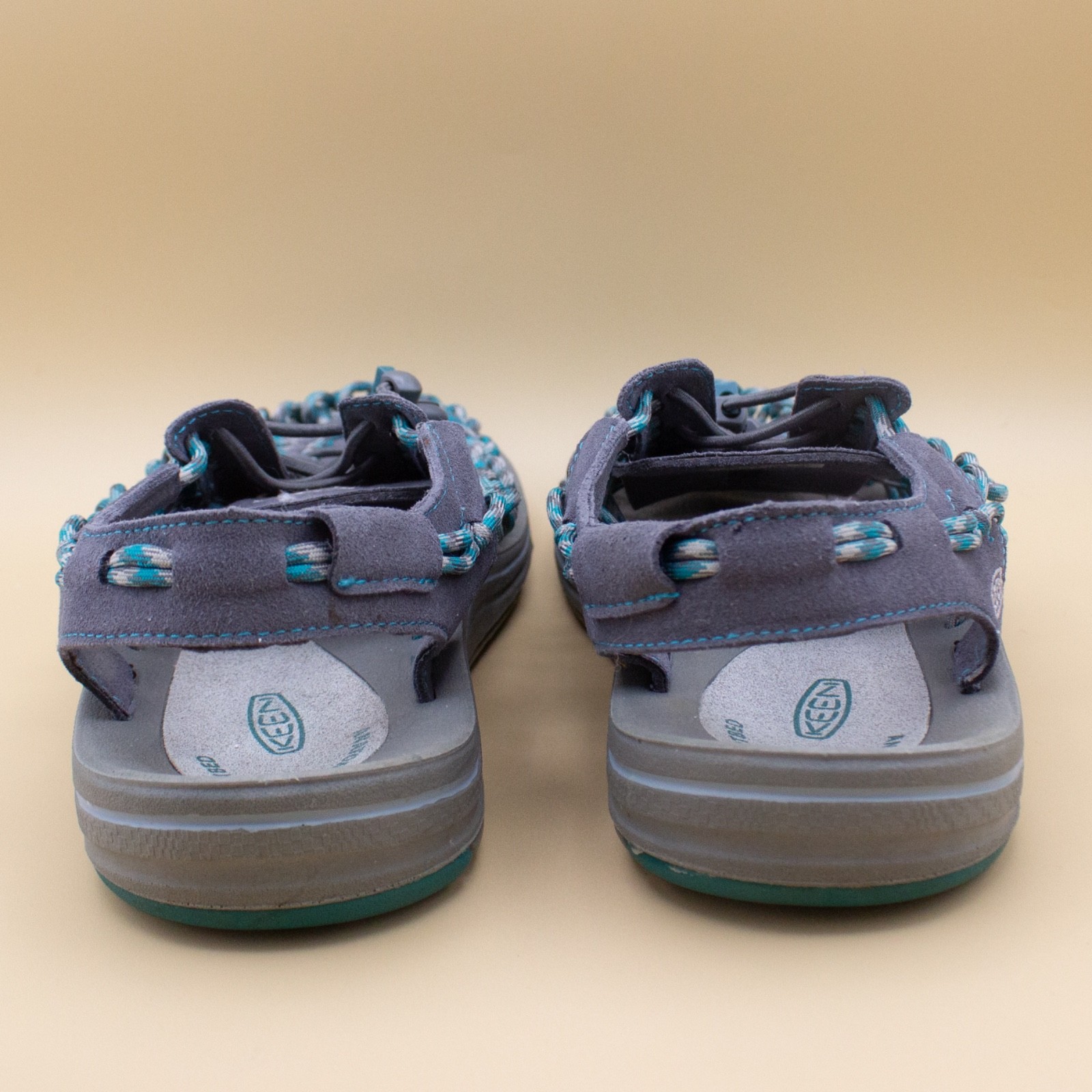 Sandali da esterno Keen Uneek in corda grigio blu acqua 1014113 donna taglia 10