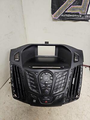 13-14 FORD FOCUS (Not RS) Audio & Visual Equip. Radio Control Panel W/ Bezel OEM