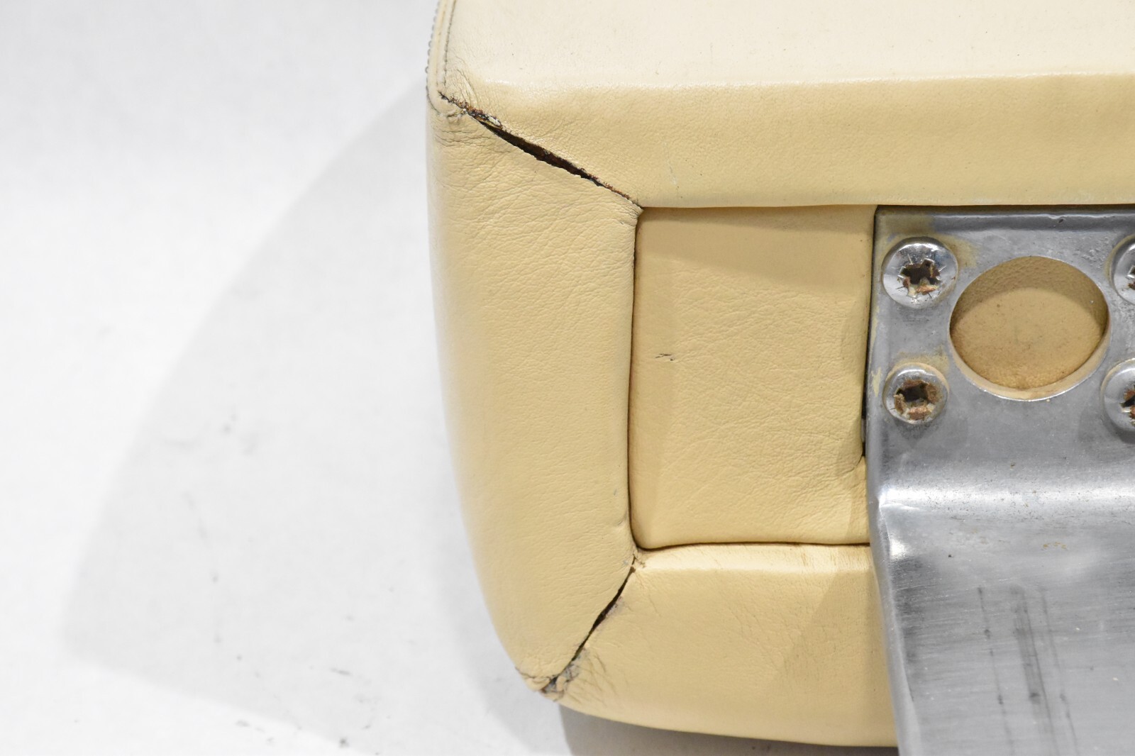 77-79 Rolls Royce Silver Shadow II Left or Right Leather Head Rest Beige OEM