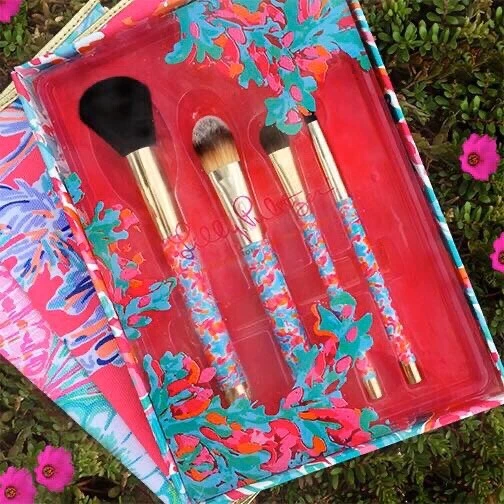 Lilly Pulitzer NWT Limited Edition Make Up Brushes 4 Be More