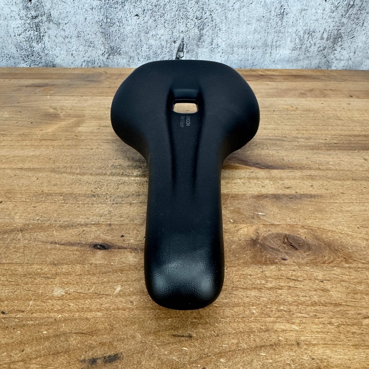 Light Use! Ergon SM10 Sport 144mm 7x7mm Cr-Mo Rails Bike