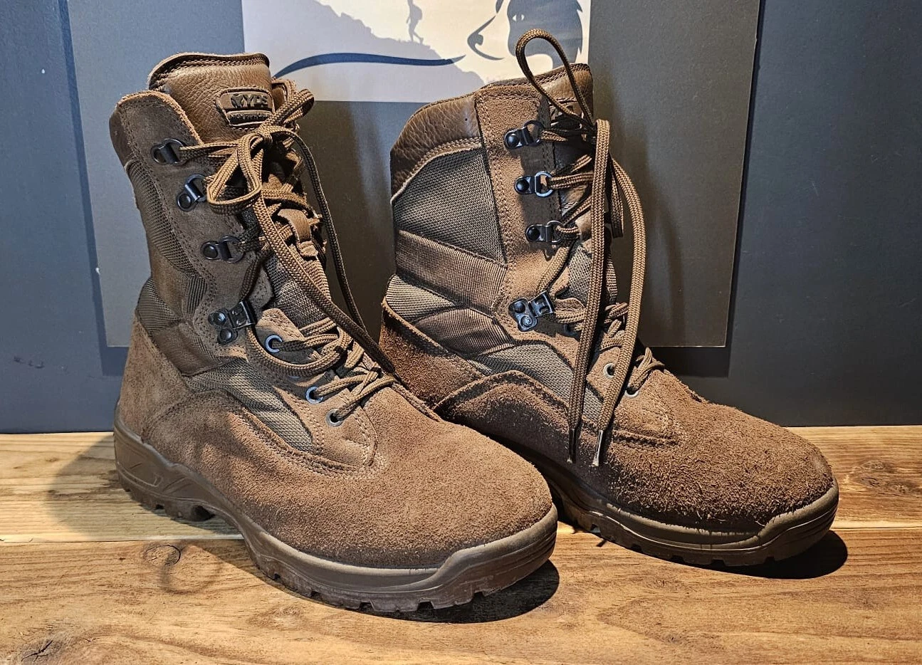 YDS Falcon Boot - Hiking, Fishing, Walking Camping lightweight Boot UK 8 W
Opens in a new window or