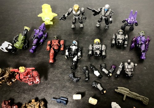 Halo Mega Bloks Construx & Dragon Assorted Figures ,Weapons & More Large Lot - Picture 7 of 12