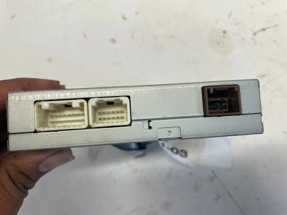 Toyota Sequoia 2011 conjunto de computadora interfaz multimedia 861A1-0E020 OEM Foto 3 de 4