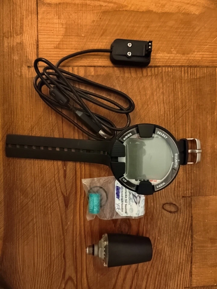 Tauchcomputer Suunto Viper Air  mit Sender und Datenkabel