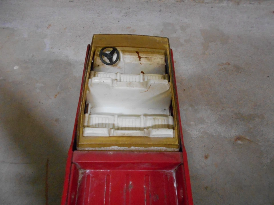 ANTIGUO CAMIÓN DE BOMBEROS TONKA DE JUGUETE VINTAGE Foto 3 de 4