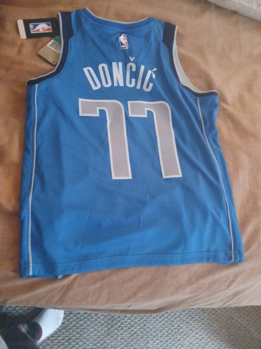 NIKE NBA LUKA DONIC MAVERICKS JERSEY - Youth XL - Picture 4 of 4