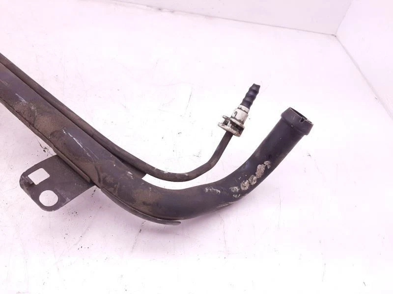 Гриф топливного бака 3,6 л подходит для 2013 CHEVROLET CAMARO 20928392 - Изображение 4 из 4