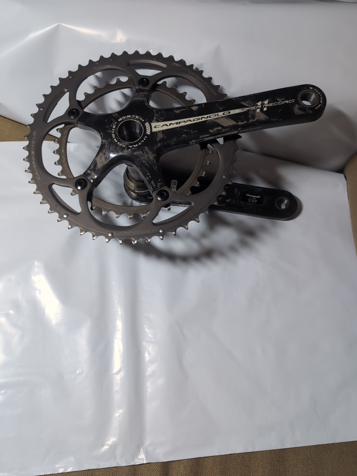 campagnolo super record 11 speed crankset uts 172.5  bb 53/3