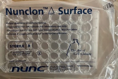 Nunc 48 well sterile tissue culture plates, case of 32