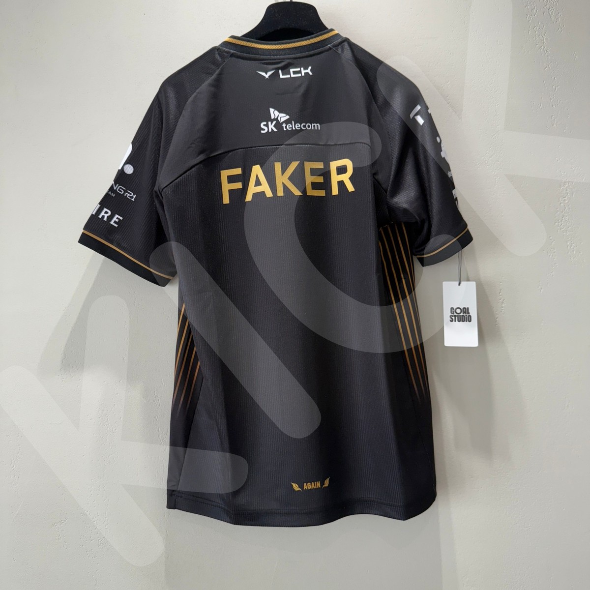 スポーツ選手 T1 UNIFORM WORLDS 2025 JERSEY SIZE L 2025 T1 Worlds Uniform Jersey League of Legends LOL 100% Authentic
