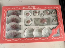 New Reutter Porzellan German Tea Set