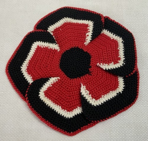 Vintage Hand Crocheted Potholder, Hot Pad, Flower Design, Round, Red, Black - Picture 4 of 9