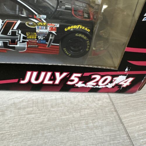 Daytona International Speedway July 5, 2014 Coke Zero Sugar 400 1/24 Die Cast 1 - Picture 7 of 13