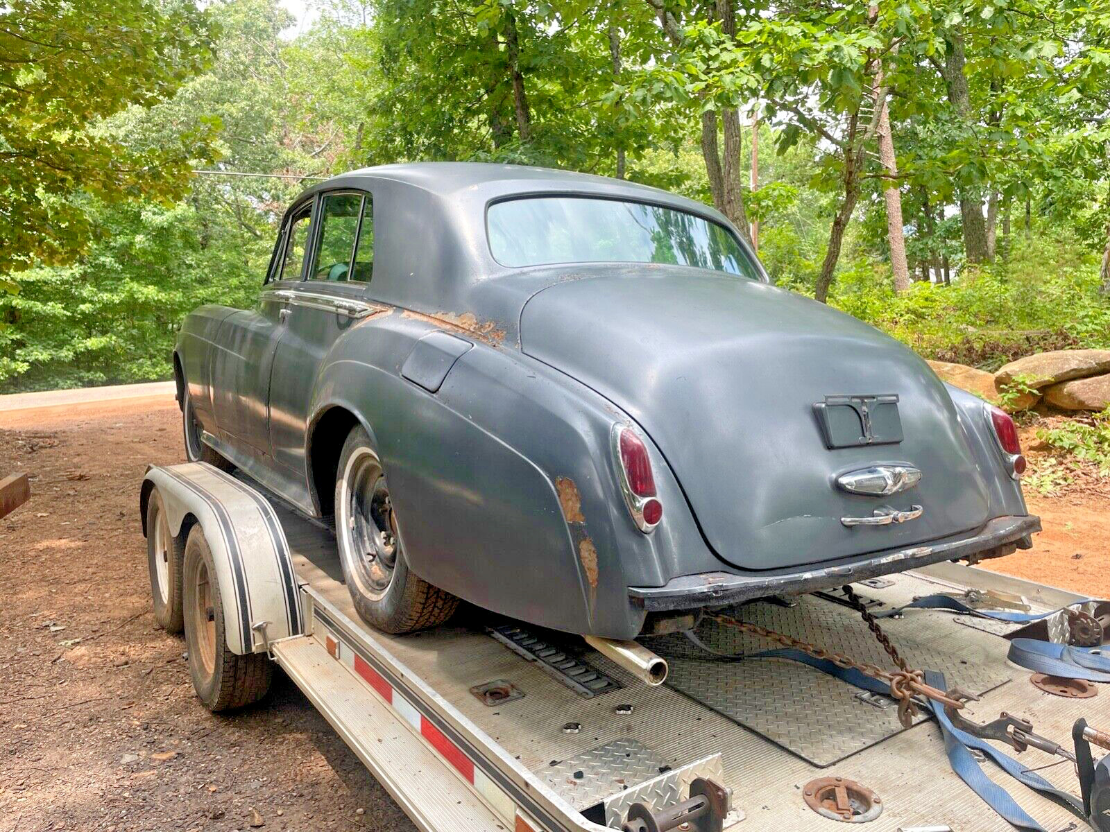 ROLLS ROYCE PHANTOM CLOUD BENTLEY SWITCH. WORLDS LARGEST 1946-65 USED INVENTORY