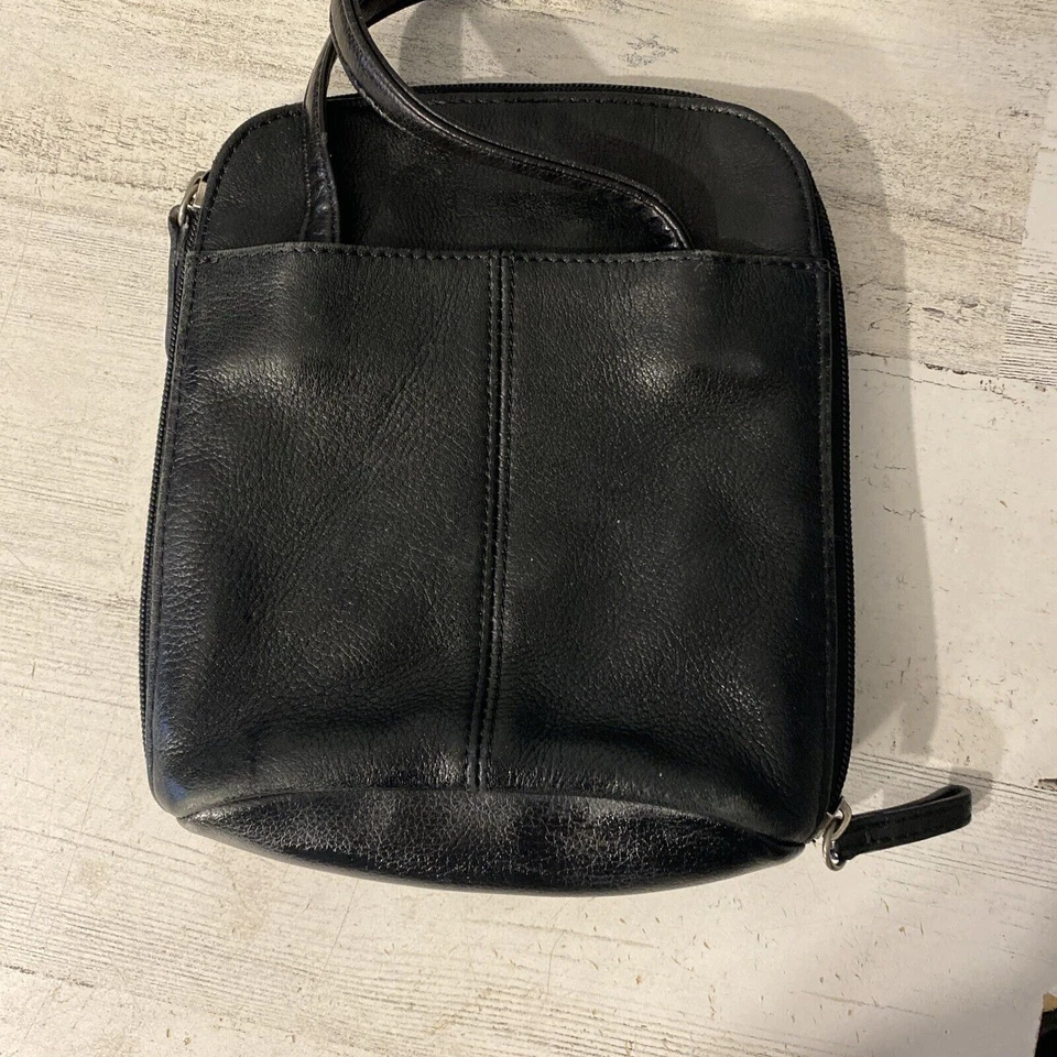 "Bolso Bandolera Rolfs Cuero Pequeño Negro 7"" x 7""" Foto 3 de 4