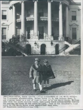 1953 Young Dwight David & Barbara Anne Eisenhower Grandchildren Press Photo