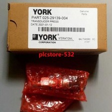 New YORK 025-29139-004 Pressure Sensor In Box