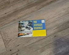 Vtg Color Souvenir Postcard Album The Icefields Highway Lake Louise to Jasper