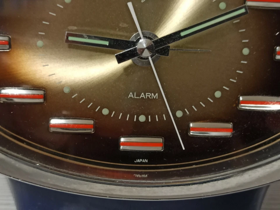 Tischuhr von Rhythm aus den 70 er Jahren Wecker - Bild 4 von 4