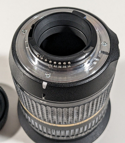 Tamron 10-24mm f/3.5-4.5 Di II LD Lens for Nikon AF w/ Caps & Case Model # B001 - Picture 10 of 13