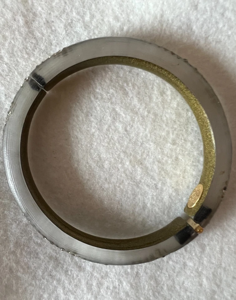 PULSERA BRAZALETE ALEXIS BITTAR LUCITA NEGRA CRISTAL PEDRERÍA BISAGRAS MAGNÉTICAS Foto 2 de 4