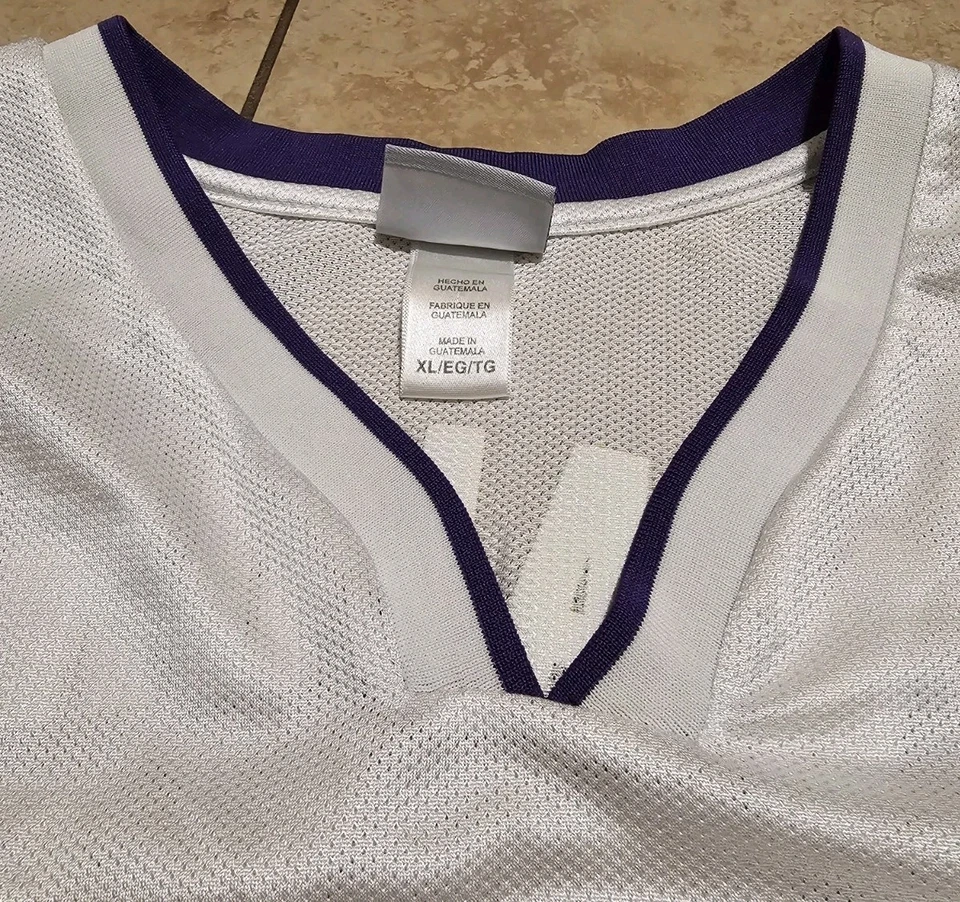 Camiseta deportiva satinada vintage Karl Malone Reebok de Los Angeles Lakers XL Y2K Foto 4 de 4